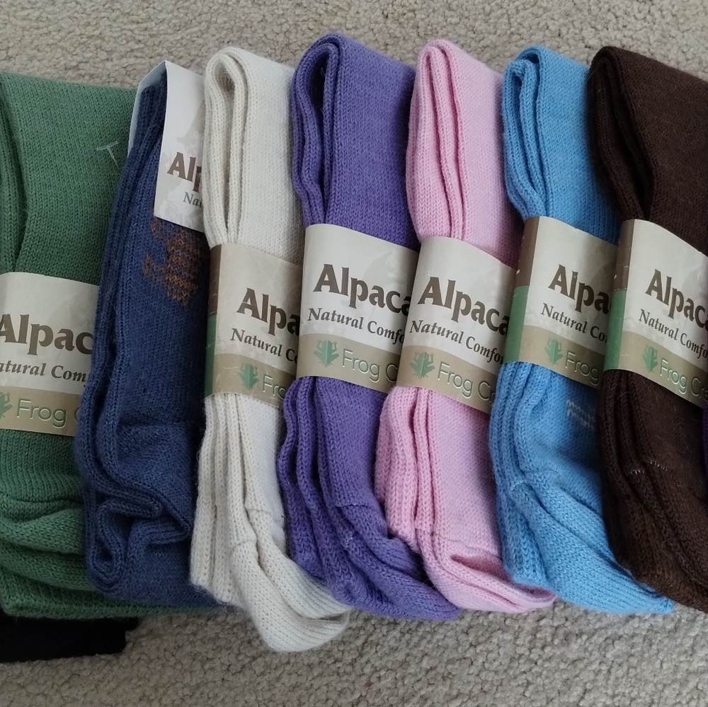 NWT Alpaca Lightweight Boot Socks